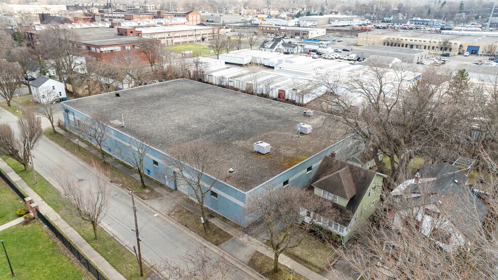 More Photos Of 15 McArdle St, Rochester Manufacturing For Lease