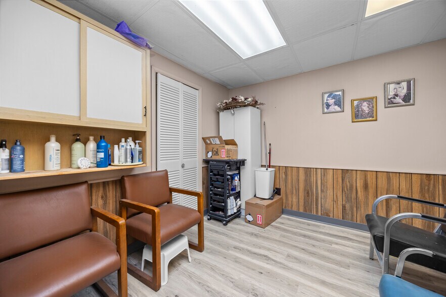 More Photos Of 1801 Croghan St, Fremont Storefront Retail Residential For Sale