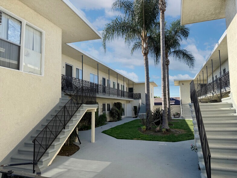 More Photos Of 7306-7312 Neo St, Downey Apartments For Sale