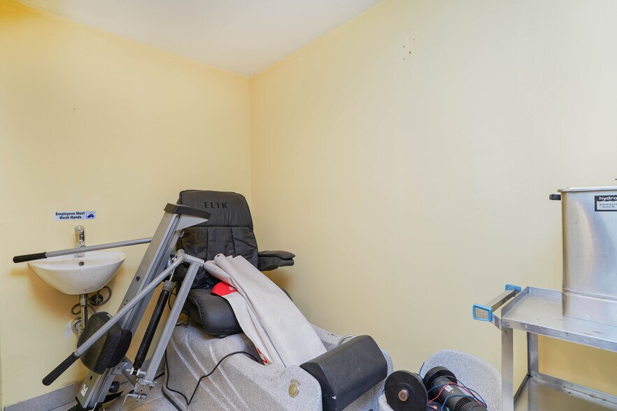 More Photos Of 2752 Ocean Ave, Brooklyn Apartments For Sale