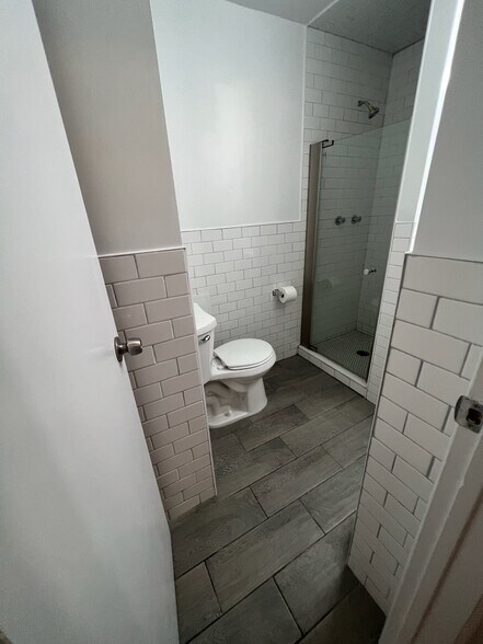More Photos Of 337-339 Greenwich Ave, Greenwich Apartments For Sale