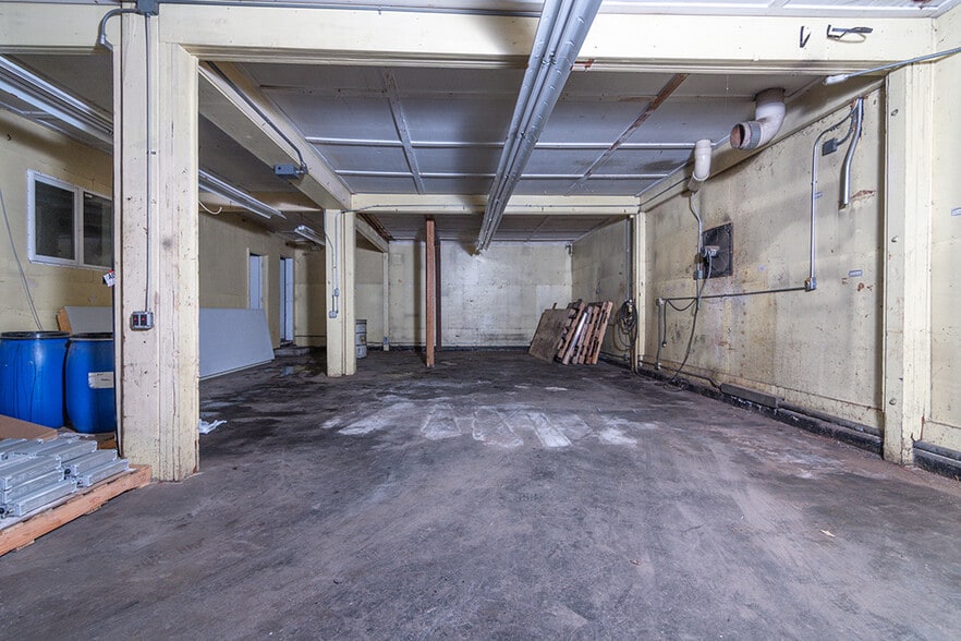 More Photos Of 49 Mechanic St, Hope Valley Manufacturing For Sale