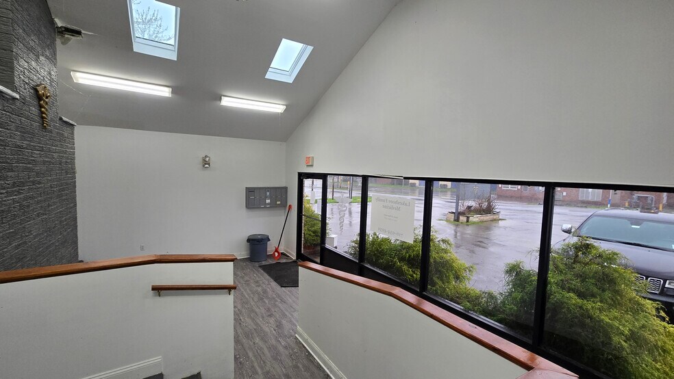 More Photos Of 12655 Seneca Rd, Irving Medical For Sale