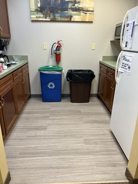 More Photos Of 9990 Coconut Rd, Estero Medical For Lease