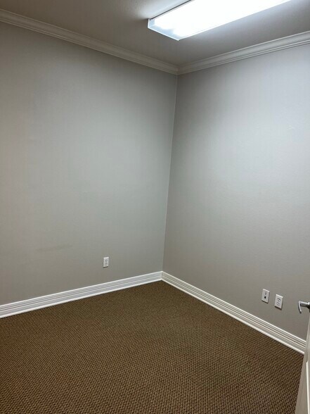 More Photos Of 7330 Fern Ave, Shreveport Medical For Lease