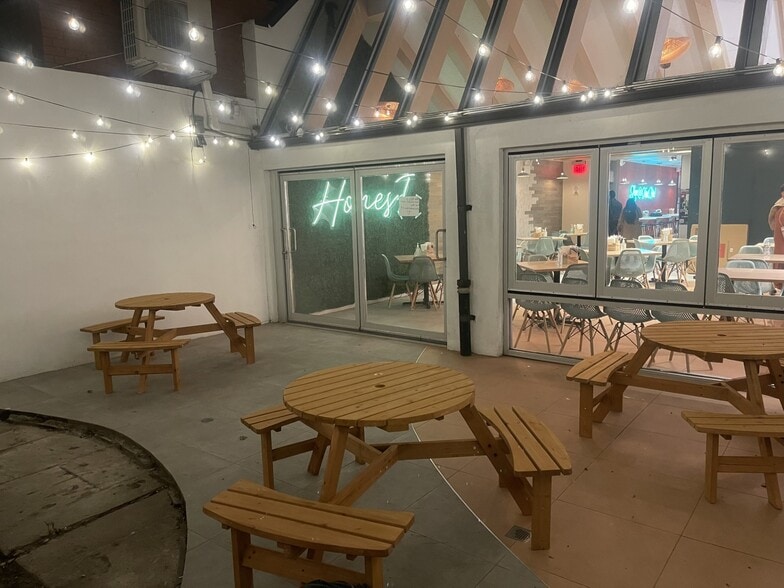 More Photos Of 176 Bleecker St, New York Apartments For Lease