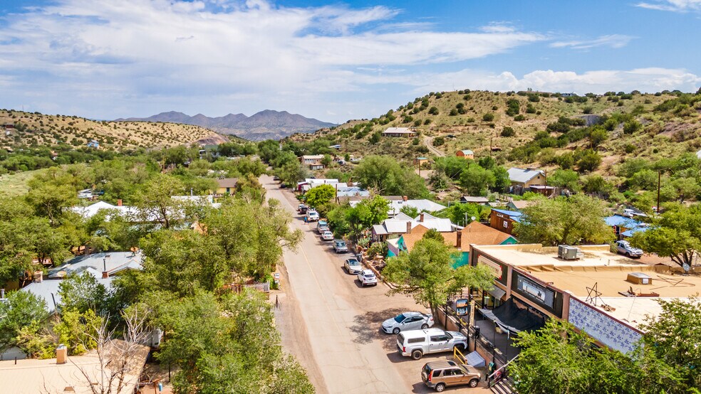 More Photos Of 2849 NM 14, Madrid General Retail For Sale