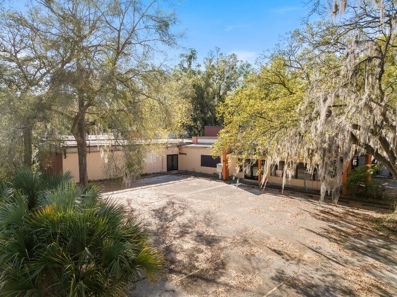 More Photos Of 519 NW 10th Ave, Gainesville General Retail For Sale