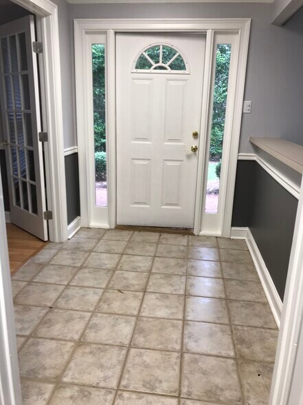 More Photos Of 115 Samaritan Dr, Cumming Medical For Lease