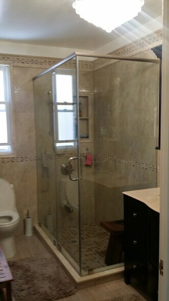 More Photos Of 4415 Atlantic Ave, Brooklyn Apartments For Sale