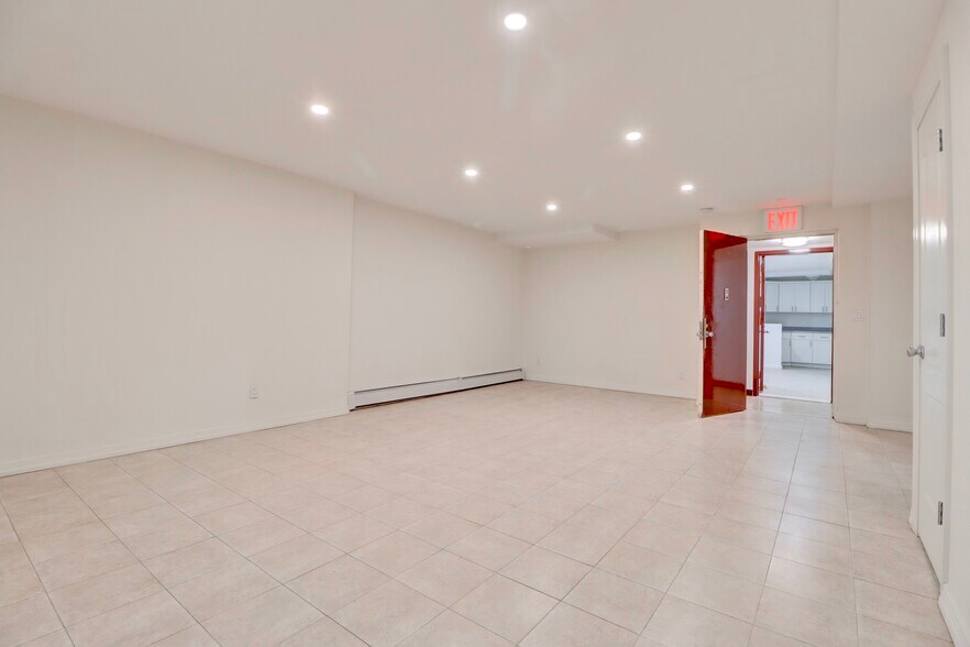 More Photos Of 5926 Bleecker St, Ridgewood Medical For Sale