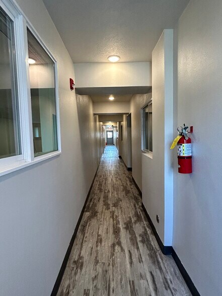 More Photos Of 1065 Tefft St, Corvallis Office For Lease