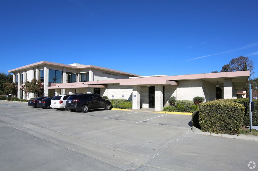 More Photos Of 6377 Riverside Ave, Riverside Office For Lease