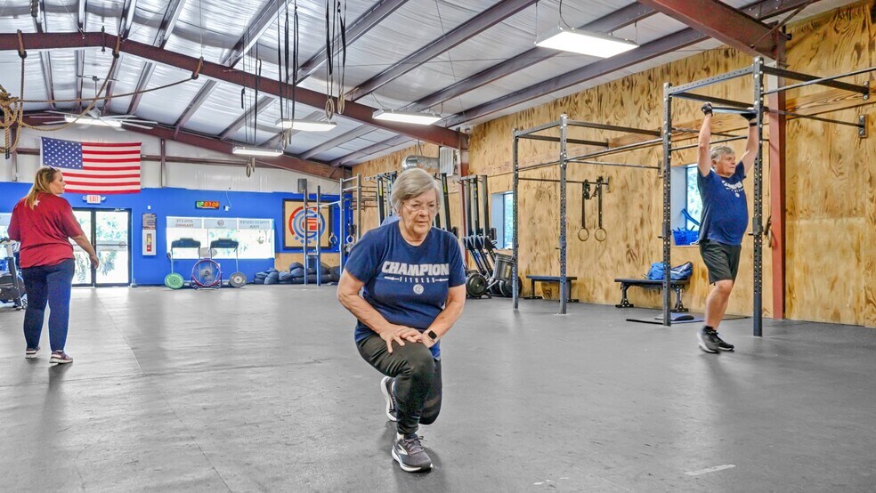 More Photos Of 140 NE Yellow Pine Ave, Madison Restaurant For Sale