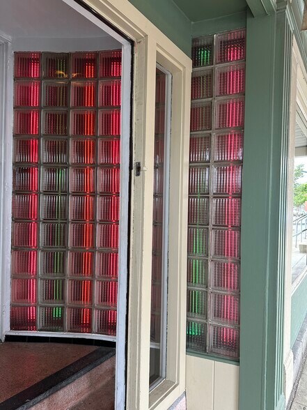 More Photos Of 111 W Liberty St, Medina Restaurant For Lease