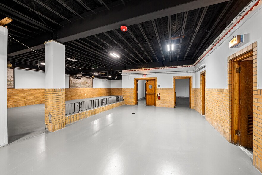 More Photos Of 379 Cherry St, Pottstown Flex For Lease