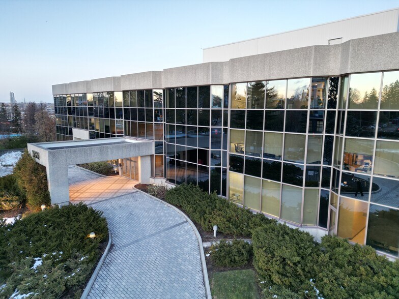 More Photos Of 1929 Russell Rd, Ottawa Medical For Sale