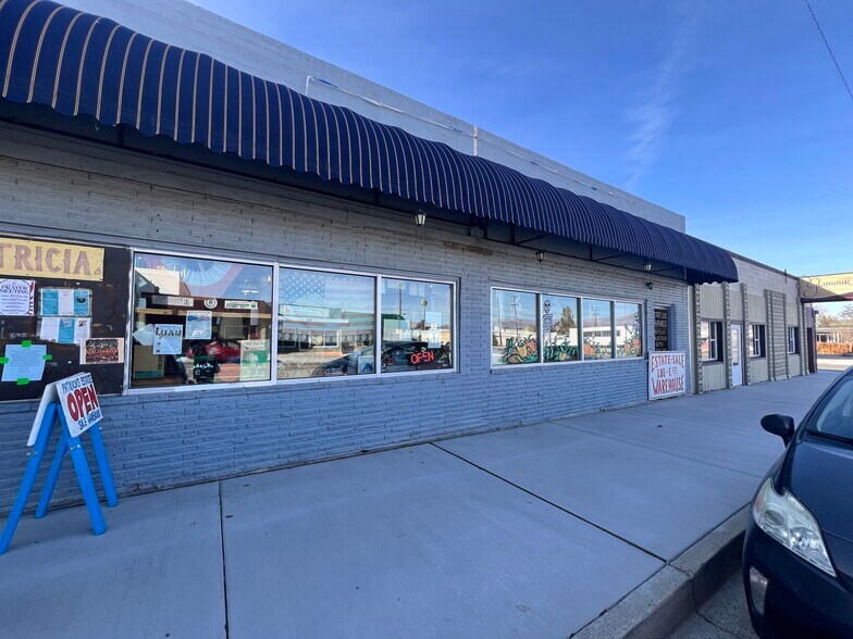 More Photos Of 585 E St, Hawthorne Storefront For Sale