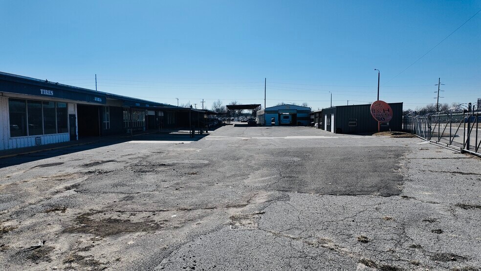 More Photos Of 1520 S Central Ave, Oklahoma City Manufacturing For Sale