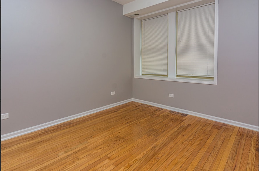 More Photos Of 7350 S Phillips Ave, Chicago Apartments For Sale