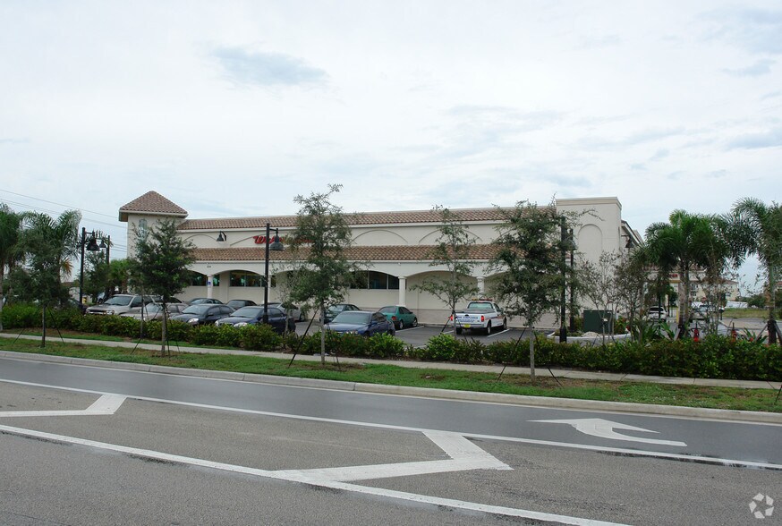 More Photos Of 2499 SW 101st Ave, Miramar Drugstore For Lease