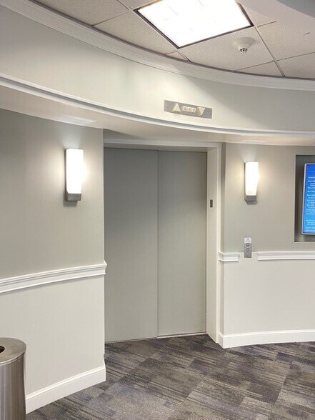 More Photos Of 340 Wood Rd, Braintree Medical For Lease