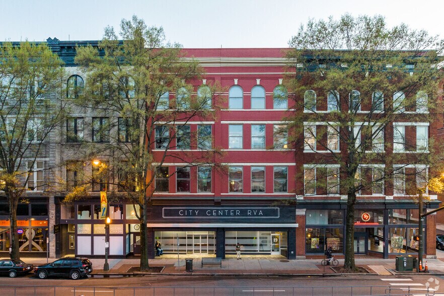 More Photos Of 23 W Broad St, Richmond Office For Sale