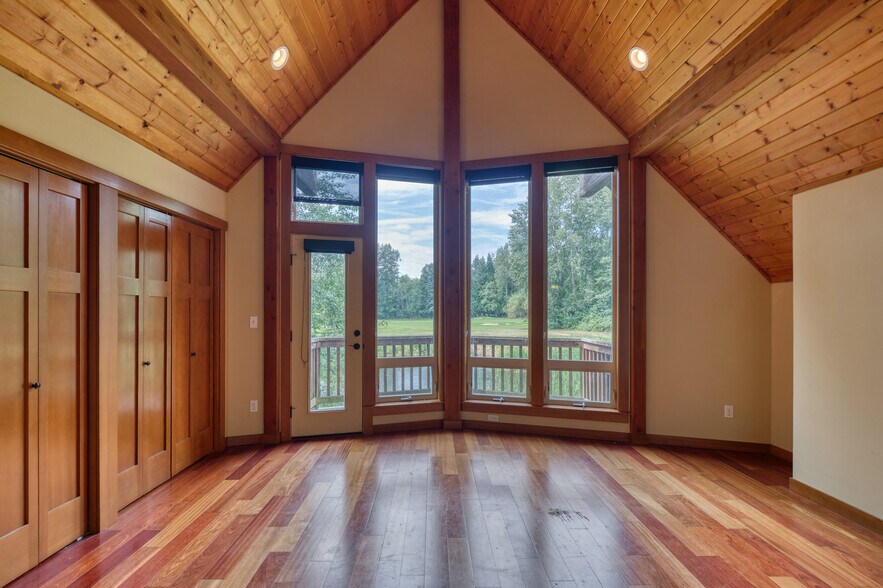 More Photos Of 1317 Pelican Pl, Point Roberts Apartments For Sale