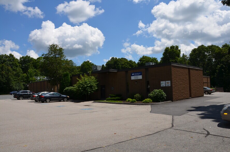More Photos Of 112 Main St, Northborough Medical For Sale