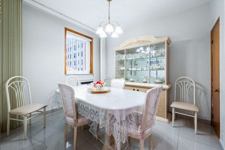More Photos Of 2101 76th St, Brooklyn Flex For Sale