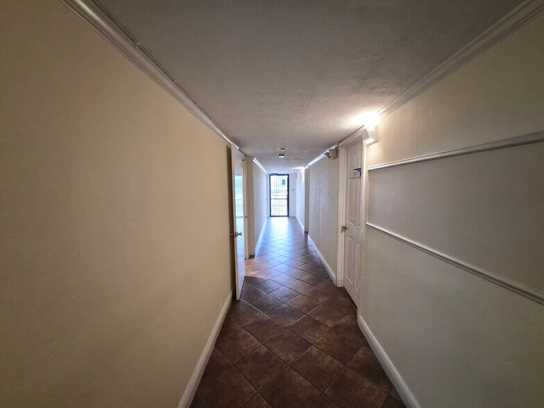 More Photos Of 1221 Dewey St, Houston Specialty For Sale