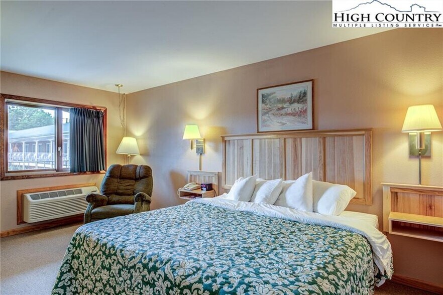 More Photos Of 341 N Main St, Sparta Hospitality For Sale