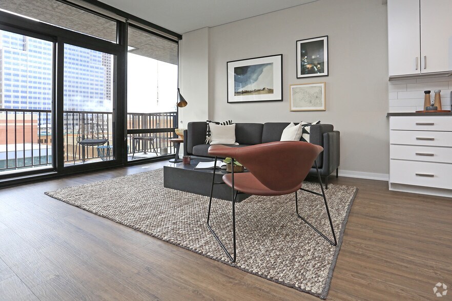 More Photos Of 365 Nicollet Mall, Minneapolis Apartments For Sale