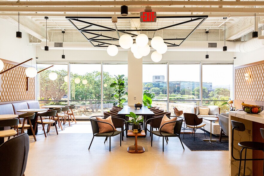 More Photos Of 3333 Michelson Dr, Irvine Coworking Space