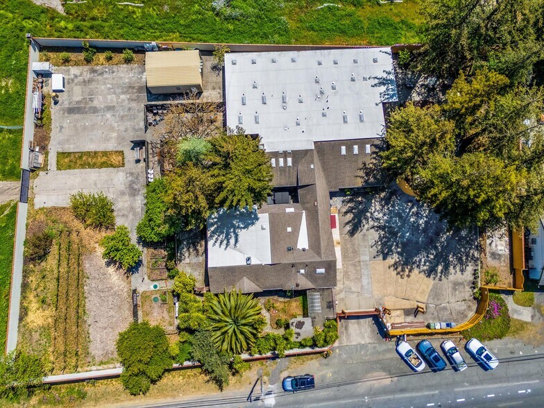 More Photos Of 75 Fremont Dr, Sonoma Storefront Retail Residential For Sale