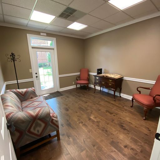 More Photos Of 102 Hazel Path Ct, Hendersonville Office For Lease