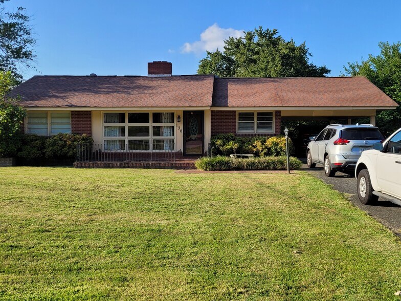 More Photos Of 130 Williamson Ave, Mount Airy Multifamily For Sale