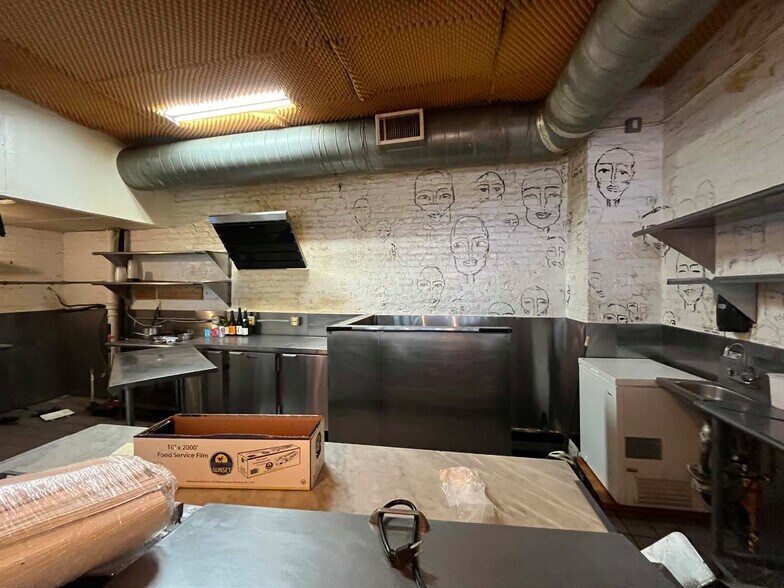 More Photos Of 306 W 13th St, New York Apartments For Sale