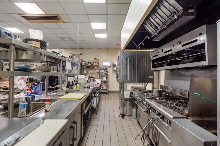 More Photos Of 113 W Grand Ave, Escondido Restaurant For Sale