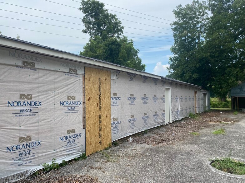 More Photos Of 203 Harpersville Rd, Newport News Office Residential For Lease