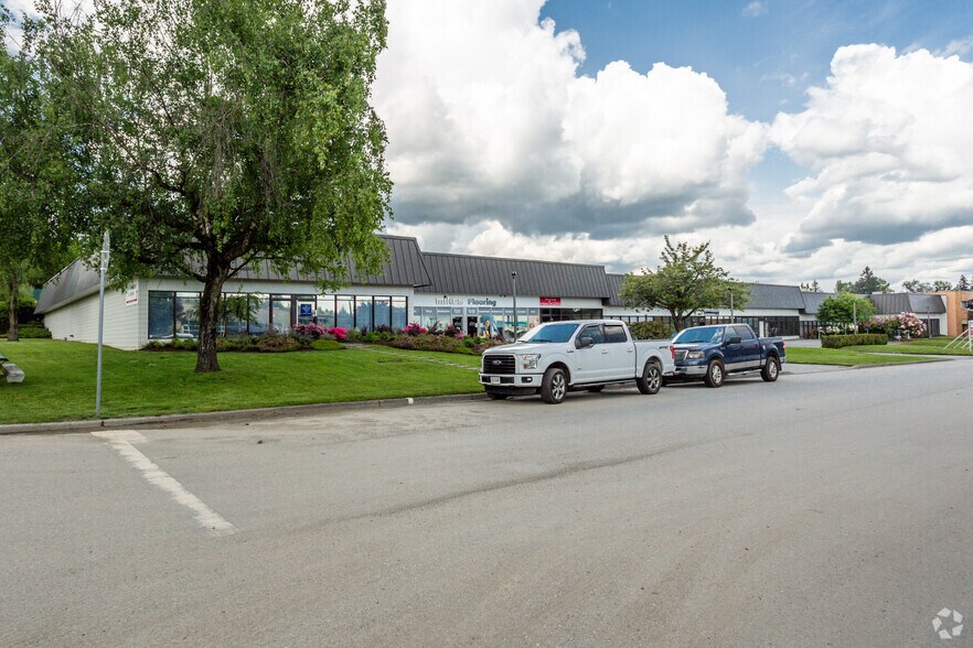 More Photos Of 4173-4199 McConnell Dr, Burnaby Warehouse For Lease