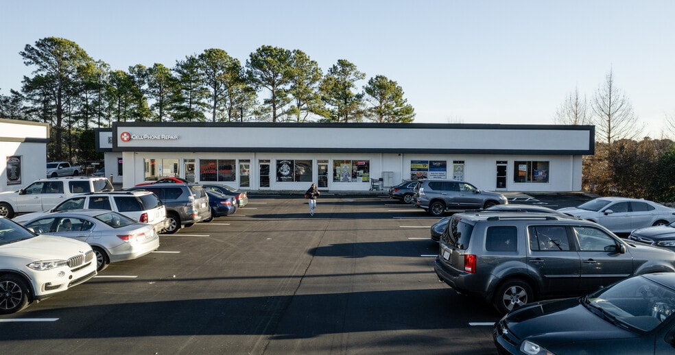 More Photos Of 4142 Durham Chapel Hill Blvd, Durham Freestanding For Lease