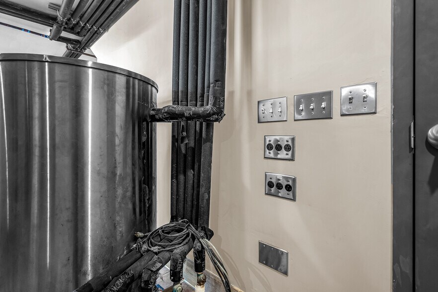 More Photos Of 658 Lebec Rd, Lebec Restaurant For Sale