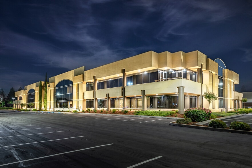 More Photos Of 5250 Claremont Ave, Stockton Office For Lease