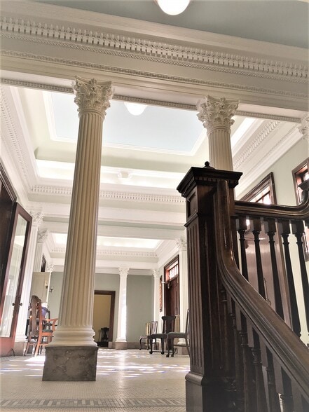 More Photos Of 1201 Felix St, Saint Joseph Lodge Meeting Hall For Sale