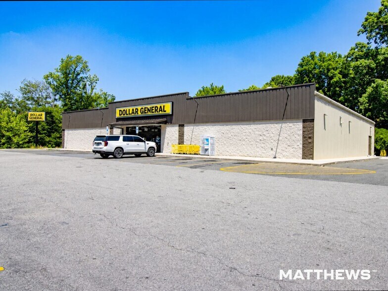 Primary Photo Of 1112 Park Springs Rd, Providence General Retail For Sale