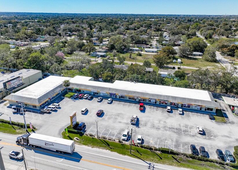 Primary Photo Of 1515 S Combee Rd, Lakeland Freestanding For Lease