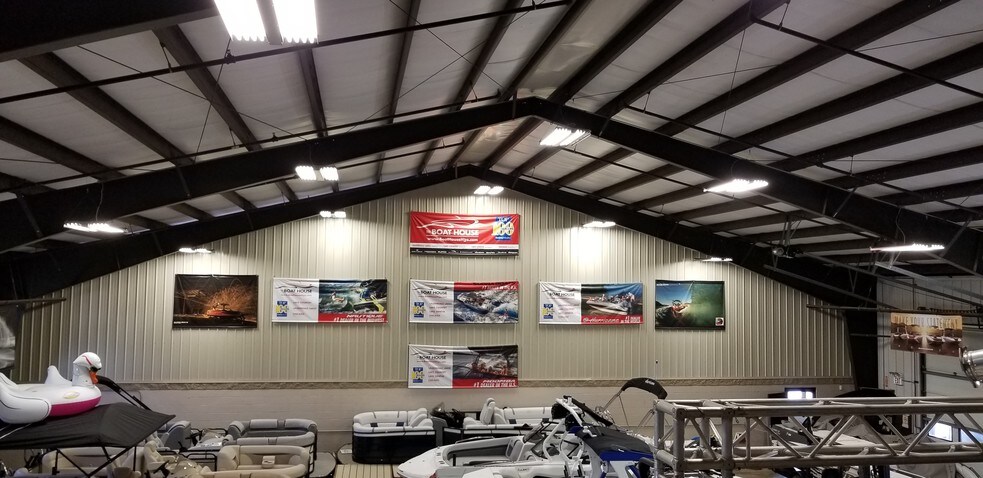 More Photos Of 2101 Route 176, Prairie Grove Showroom For Sale