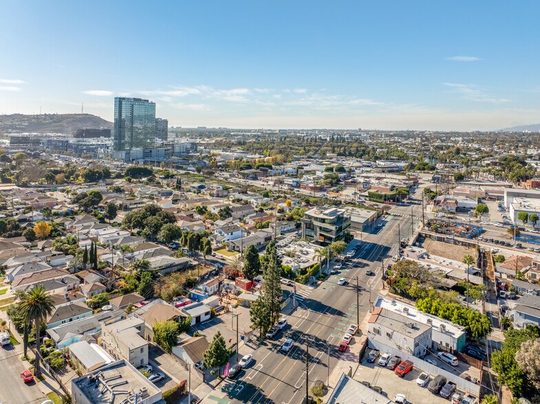 More Photos Of 5740-5754 W Adams Blvd, Los Angeles Storefront Retail Office For Sale