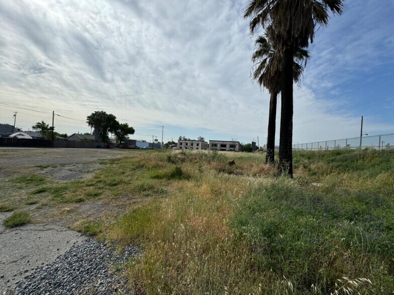 More Photos Of 13th @ Walnut Street, Marysville Land For Sale